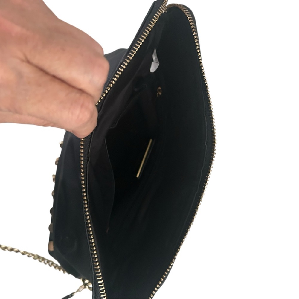 Black vegan leather clutch and crossbody bag - Picture 3 of 5